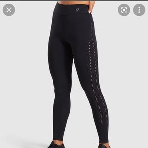 *SOLD* Gymshark laser cut high rise leggings in black